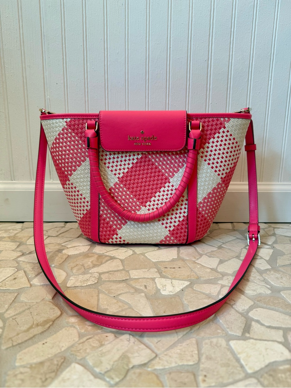 KATE SPADE New York Cruise Gingham Medium Tote in Wild Rose